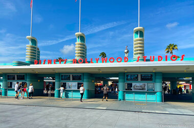 2020-WDW-Hollywood-Studios-Reopening-Day-Entrance-General-Stock.jpg