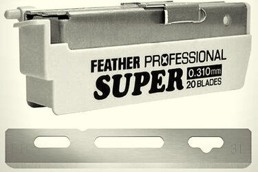 feather_pro_super1.jpg