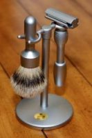 Futur Silvertip Badger Shaving Brush, Brushed Chrome
