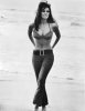 $raquel_welch_raquel_welch_hq_12__1fHIE70.sized.jpg