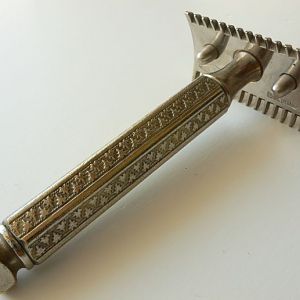 Frakenrazor