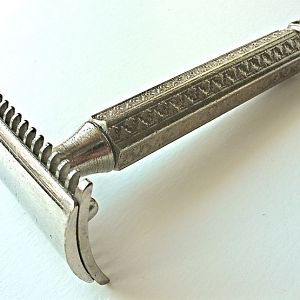 Frakenrazor