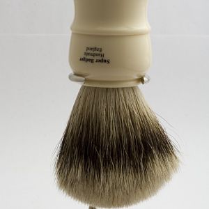 Crabtree & Evelyn Ivory Large Super Badger Brush