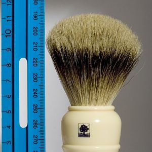 Crabtree & Evelyn Ivory Large Super Badger Brush