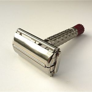 Gillette Red-Tip