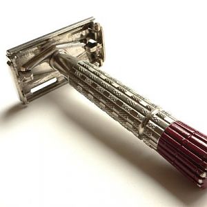 Gillette Red-Tip