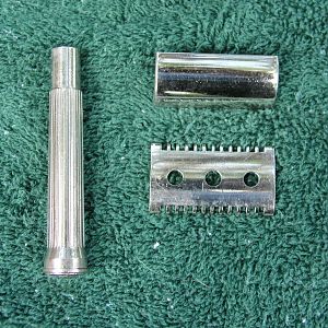 Vintage Merkur Open Comb Razor