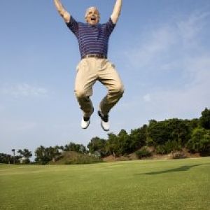 happy-golfer-jumping