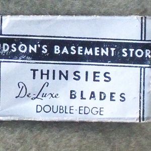 Thinsies DE blade wrapper