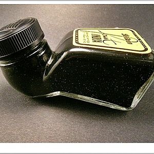 Pelikan ink bottle