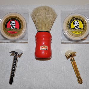 Conk soaps, Omega brush, Old Type razors