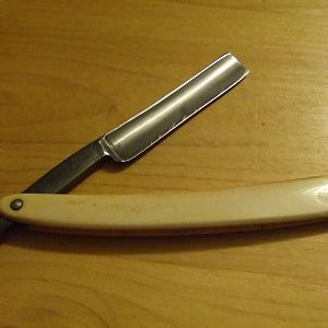 straight razor 001