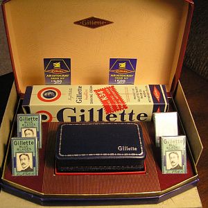 nos 1946-1947 aristocrat gift set