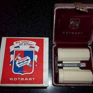 A Nos Rotbart No. 15 Luxery Traveling Set