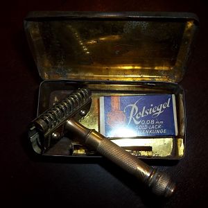 A Rare Autofix Razor from the 1920s