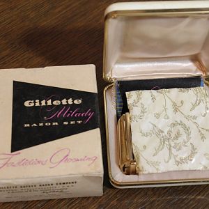 NOS 1956 gilette milady