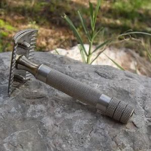 Italian Army Open Comb Razor 50's