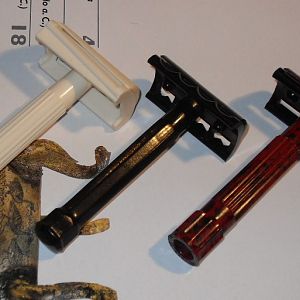 Bakelite Razors (Vintage Slant/Cor/Merkur 45)