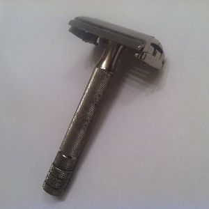 1948-50 Gillette Super Speed (top view slant)