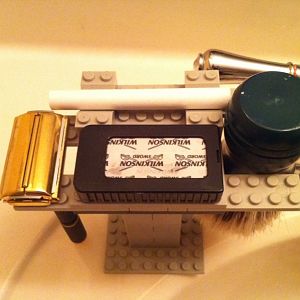 Lego brush and razor stand