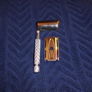 Gillette Standard Razor