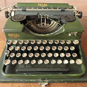 1926 Royal typewriter
