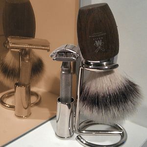 My shaving stuff, only the hardware  ;-)