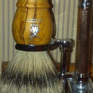 Muhle Badger Silvertip Shaving Brush with Olive Wood Handle