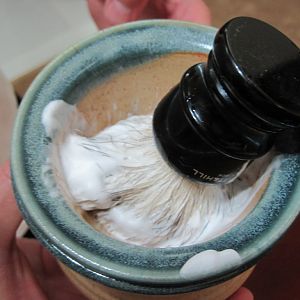 24mm T&H and DB Brush scuttle