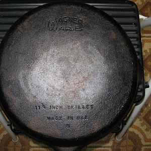 vintage cast iron frying pans