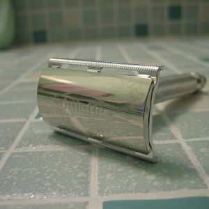 Razors/brushes/blades