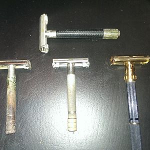 DE Collection-Gillette and A Schick