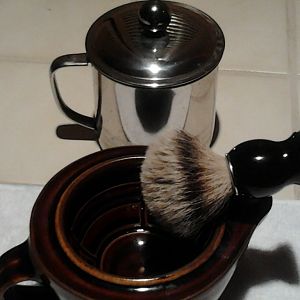 Shaving Scuttle / Brush