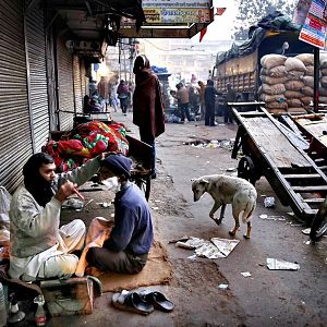 Street Barber in India