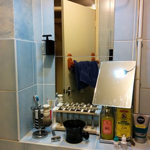 Shaving Shelf