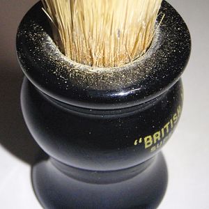 Maw British Major brush