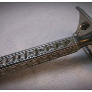 Generic Solingen post-war razor