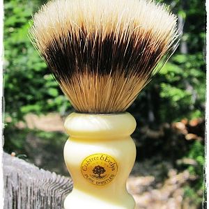 Crabtree & Evelyn brush