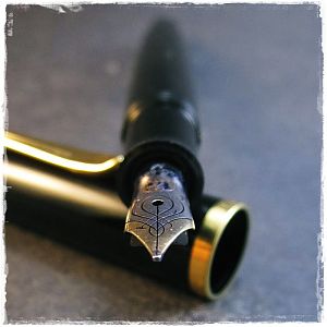 Pelikan M200