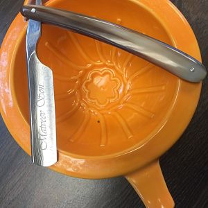 Wacker razor with Demascus blade