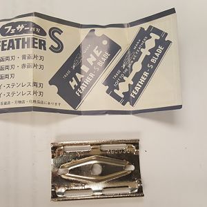 Feather mini razor