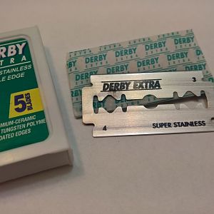 Derby Extra Blade