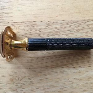 1938-1945 black handled gold Gillette Tech 2