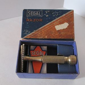 1930-33 Segal Razor Set