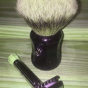 PIF 8-18 Razor And Brush