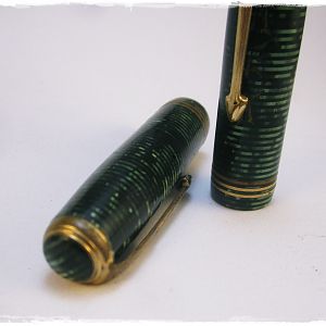 Early Vacumatic Caps