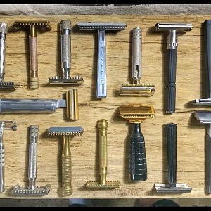 VINTAGE RAZORS