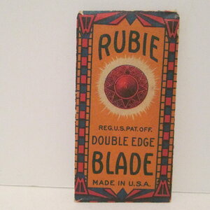 Rubie Vintage Razor Blade