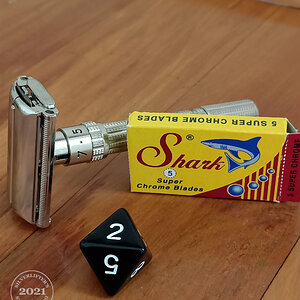 1964 Gillette Slim + Shark Super Chrome (2)