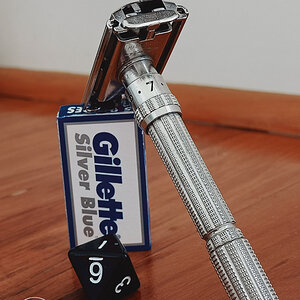 1964 Gillette Slim (9) - Gillette Silver Blue (1)